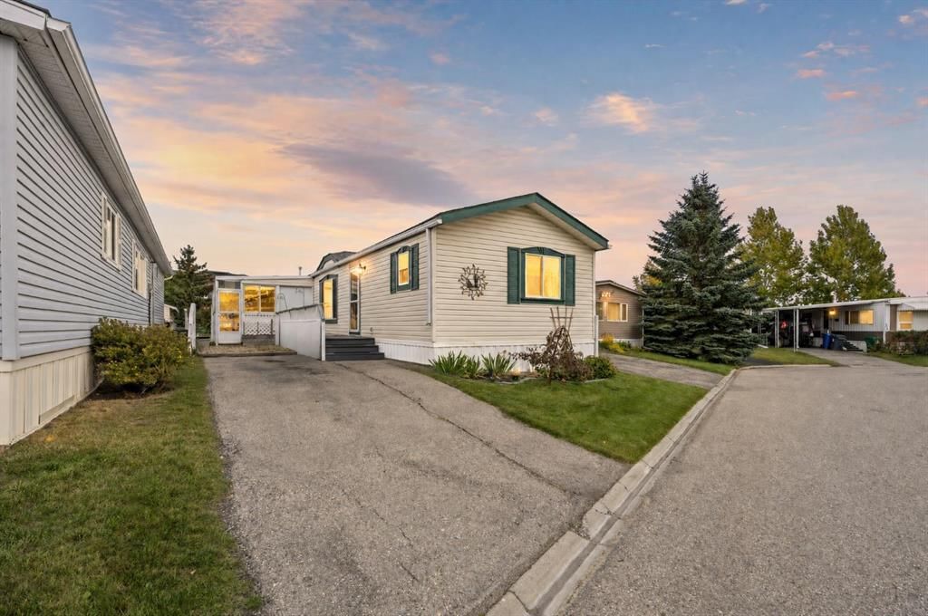 142, 99 Arbour Lake Road, Calgary — main listing photo
