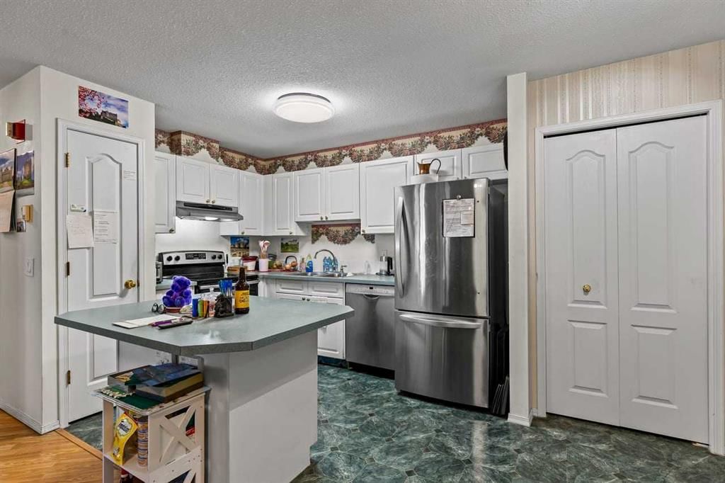 209, 1723 35 Street SE, Calgary — photo 5 of 29