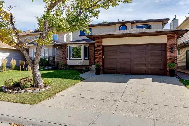 73 Sunhaven Close SE, Calgary — main listing photo