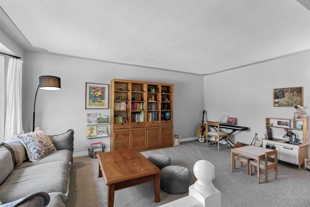 73 Sunhaven Close SE, Calgary — photo 2 of 44
