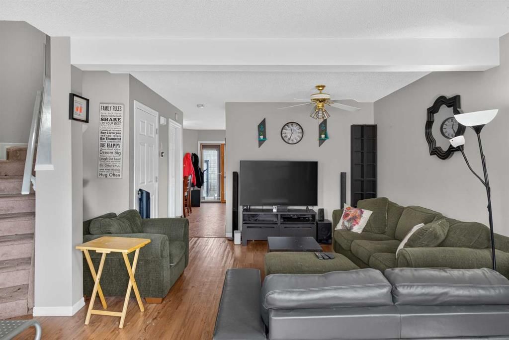 162 Bridlewood Avenue SW, Calgary — photo 4 of 34