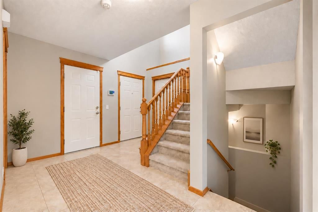 1041 Cranston Drive SE, Calgary — photo 3 of 37