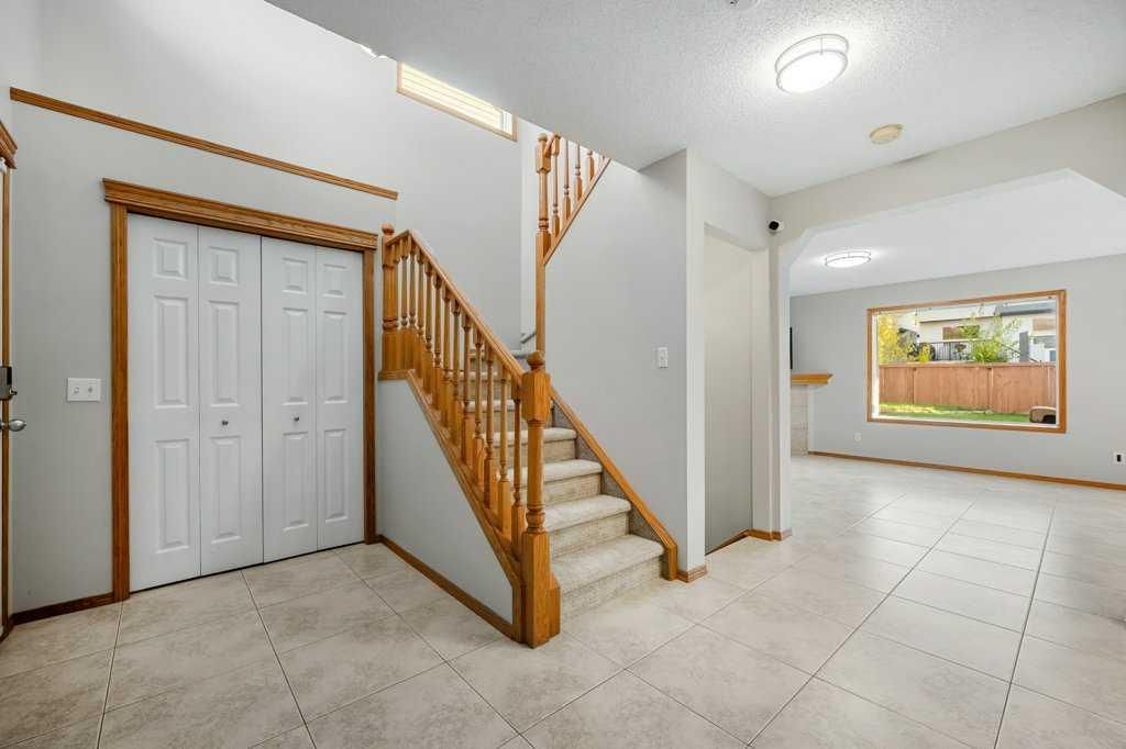 1041 Cranston Drive SE, Calgary — photo 4 of 37