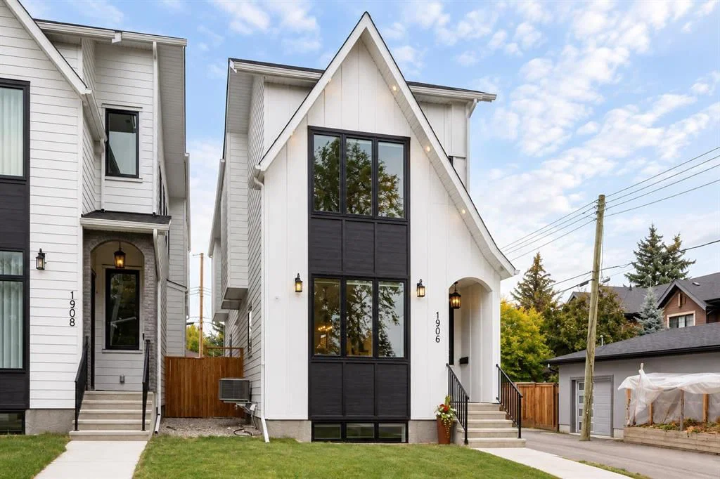 1906 43 Avenue SW, Calgary — main listing photo