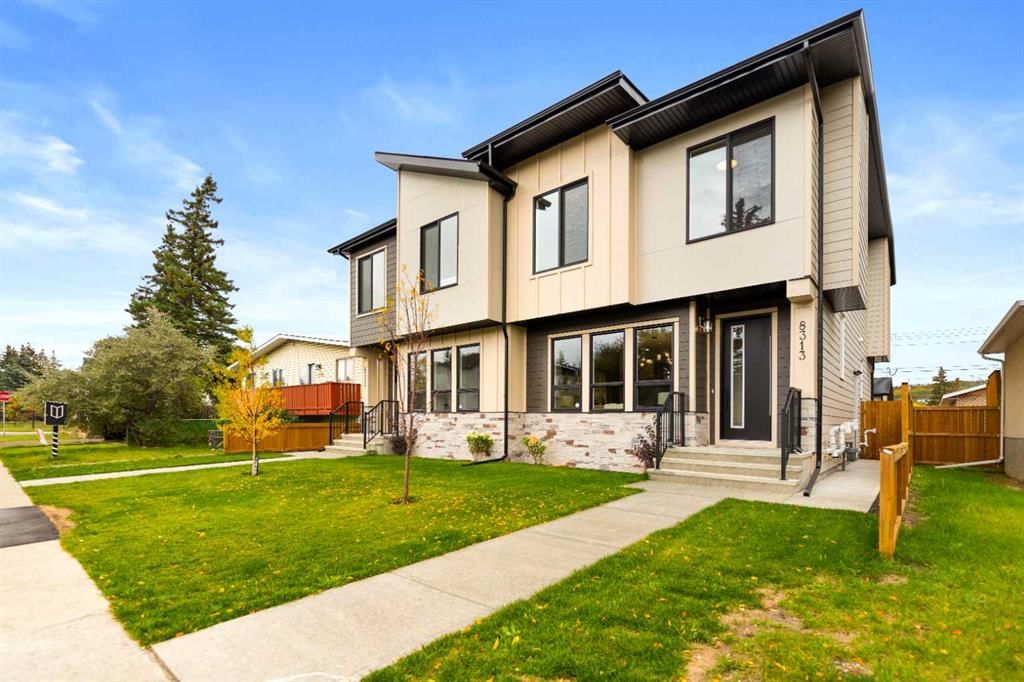 8313 47 Avenue NW, Calgary — photo 3 of 42