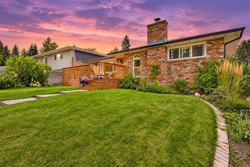 716 Seymour Avenue SW, Calgary — main listing photo