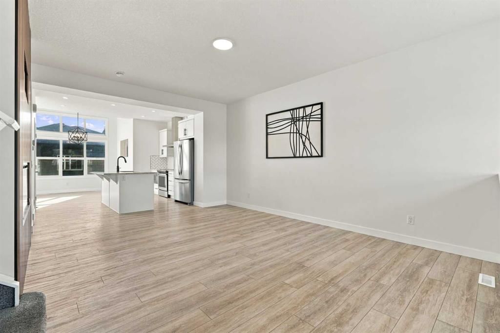 45 Legacy Glen Place SE, Calgary — photo 5 of 30