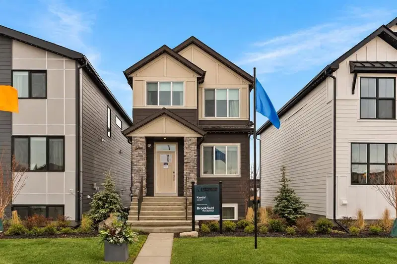 19839 41 Street SE, Calgary — photo 2 of 29