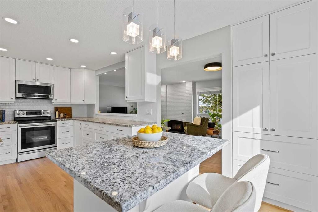 232 Lake Wapta Rise SE, Calgary — photo 4 of 31