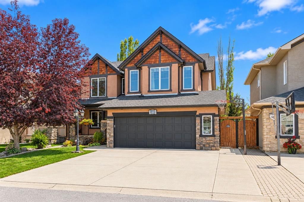 31 Chapala Close SE, Calgary — photo 2 of 50