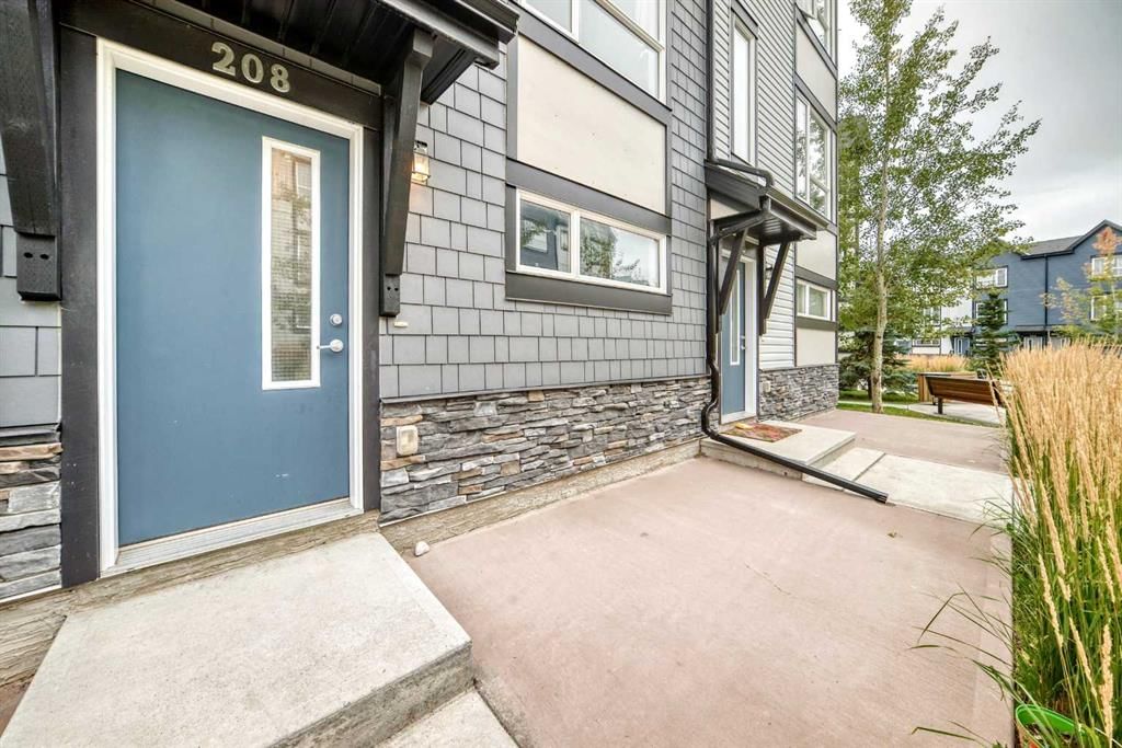 208, 15 Evanscrest Park NW, Calgary — photo 2 of 35