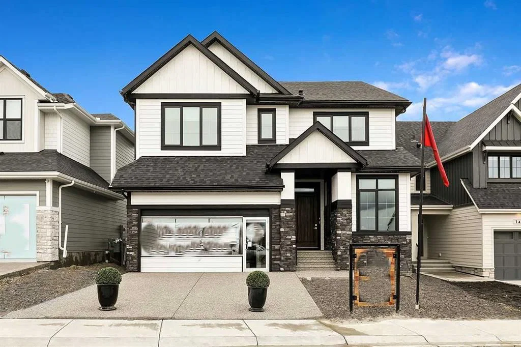 140 Creekstone Hill SW, Calgary — main listing photo