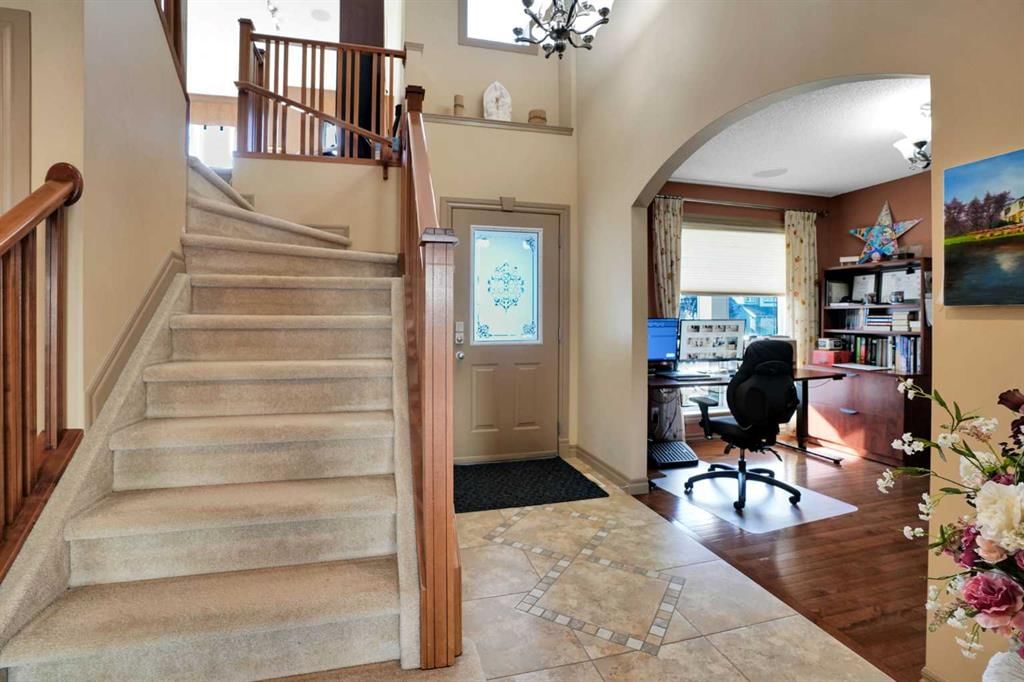 264 Willowmere Close, Chestermere — photo 4 of 47