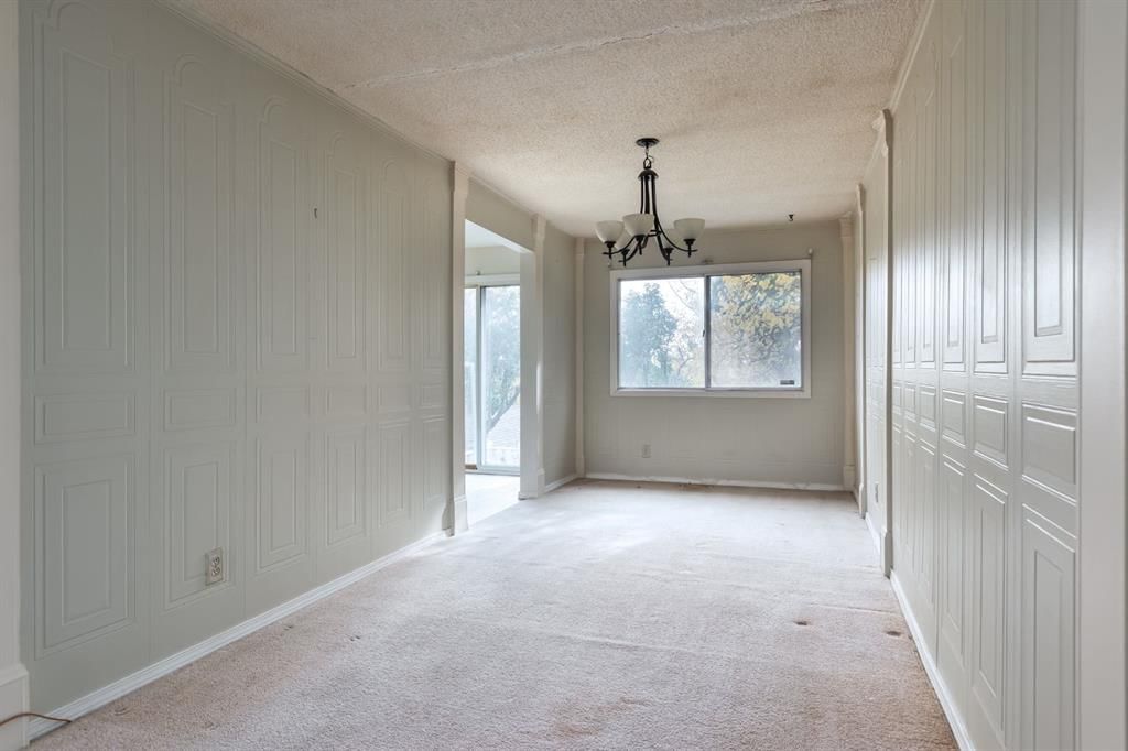 4724 Nipawin Crescent NW, Calgary — photo 5 of 39