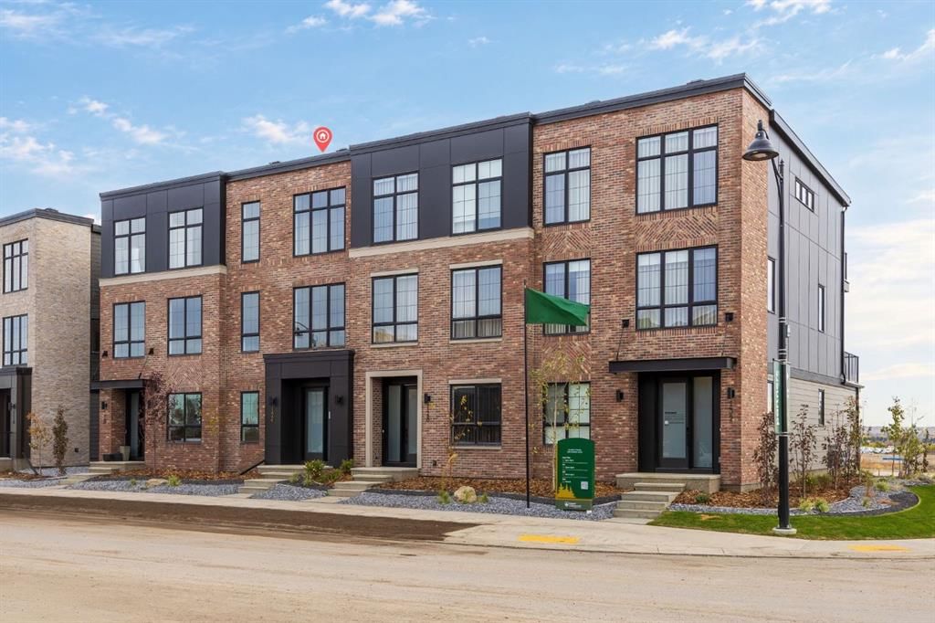 124 Greenwich Drive NW, Calgary — row/townhouse for sale