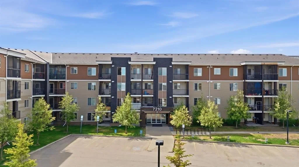 423, 7210 80 Avenue NE, Calgary — condo for sale