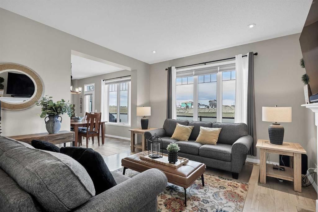 202 Windridge Road SW, Airdrie — photo 4 of 50