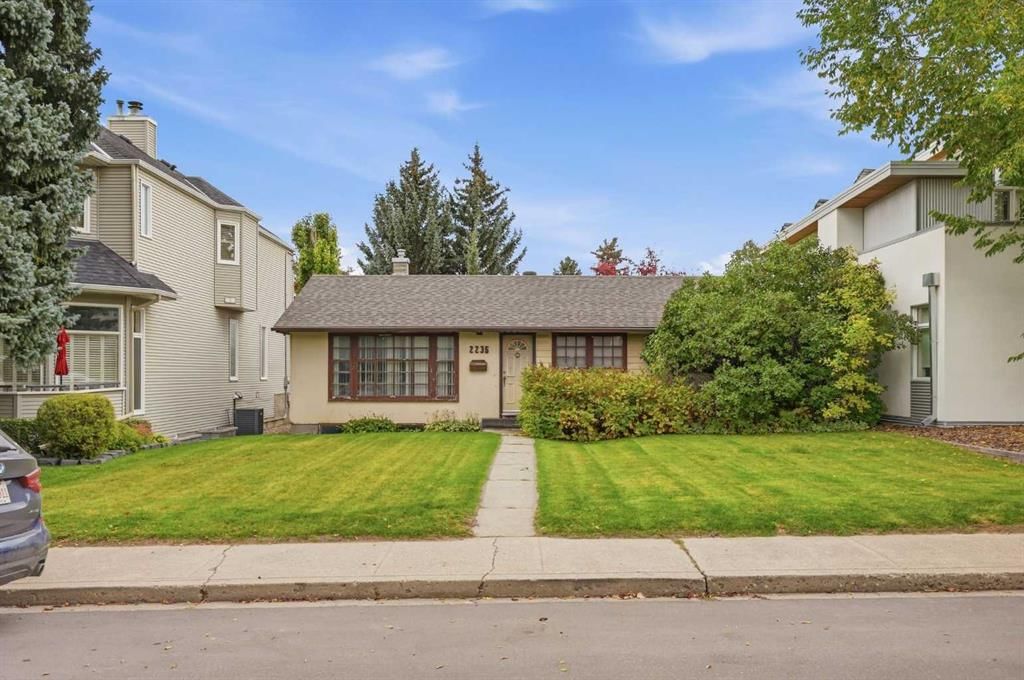 2235 31 Avenue SW, Calgary — main listing photo