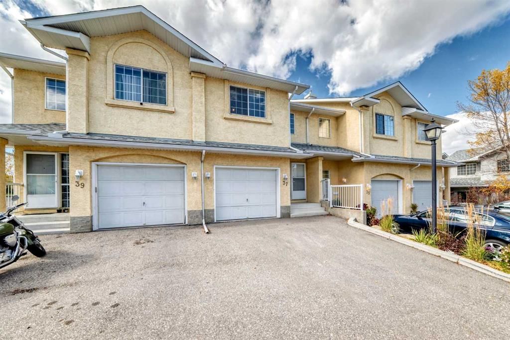 37 Beddington Gardens NE, Calgary — photo 2 of 50