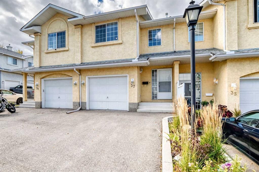 37 Beddington Gardens NE, Calgary — photo 3 of 50