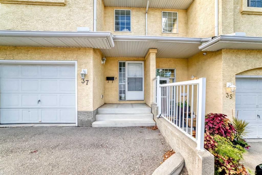 37 Beddington Gardens NE, Calgary — photo 4 of 50