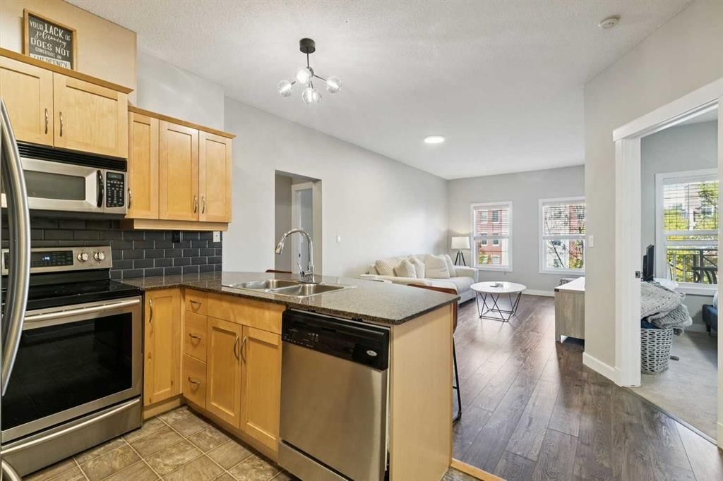 3209, 5605 Henwood Street SW, Calgary — photo 2 of 23