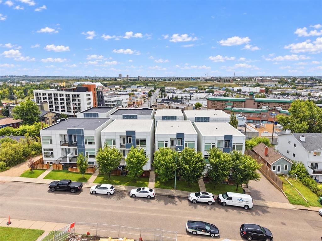 2, 3804 Parkhill Place SW, Calgary — main listing photo