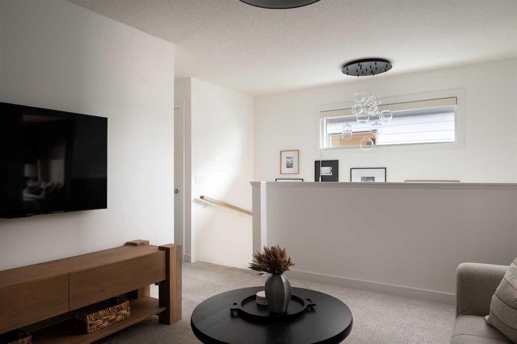 411 Union Avenue SE, Calgary — photo 5 of 7
