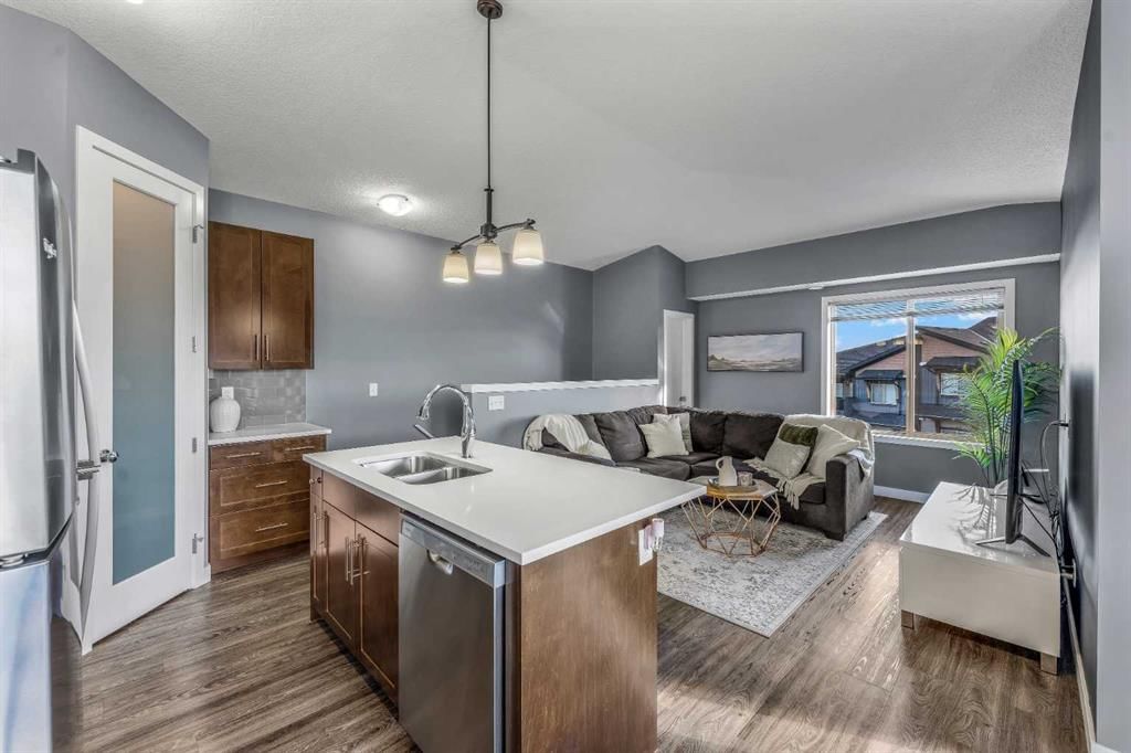 1324, 2461 Baysprings Link SW, Calgary — row/townhouse for sale