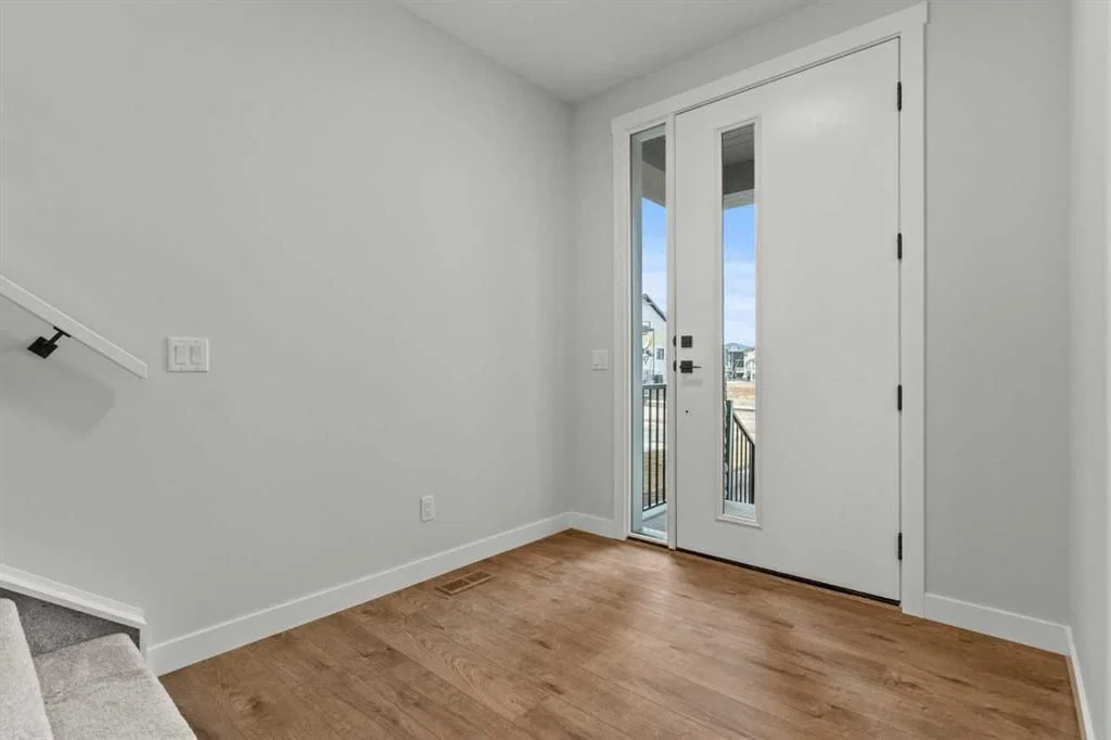 259 Kinniburgh Loop, Chestermere — photo 3 of 50