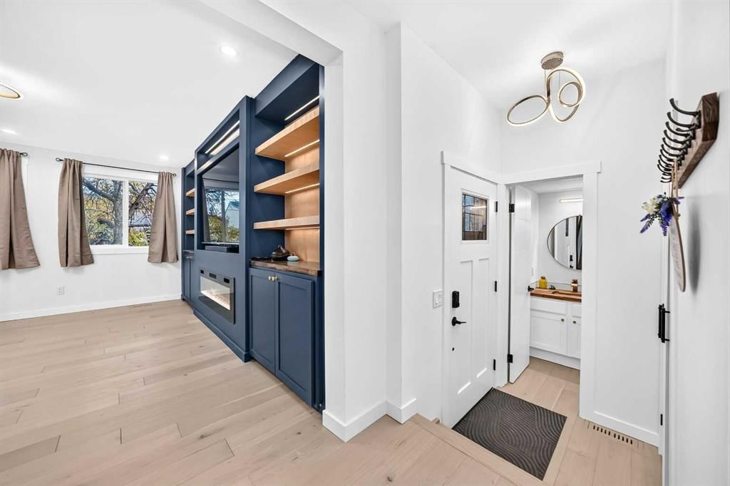 136 Templehill Drive NE, Calgary — photo 4 of 31