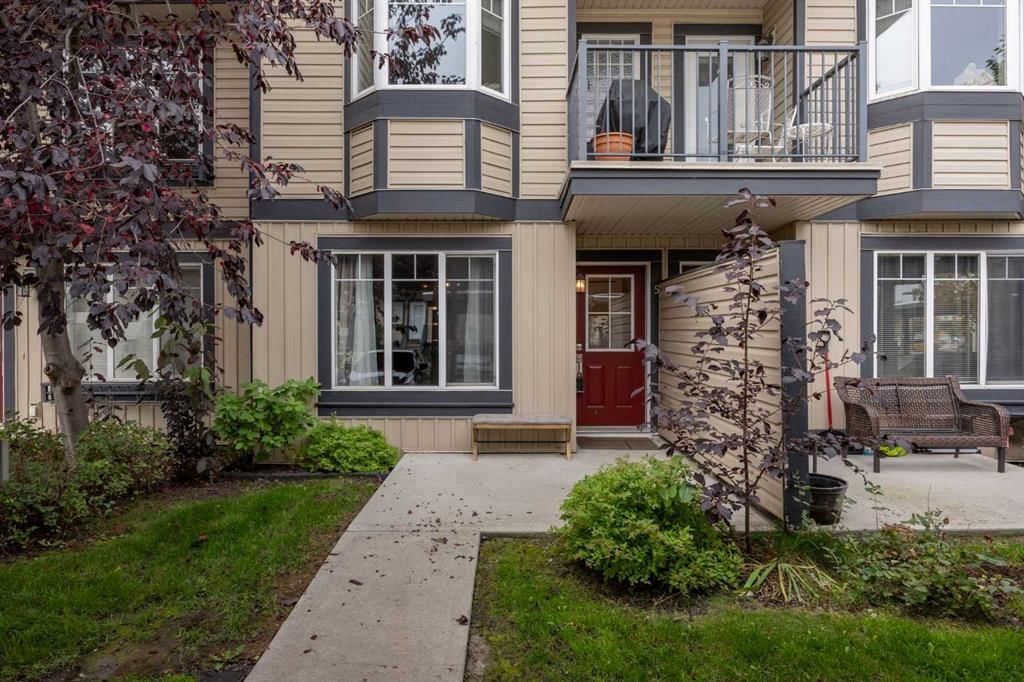 5, 133 Copperpond Heights SE, Calgary — main listing photo