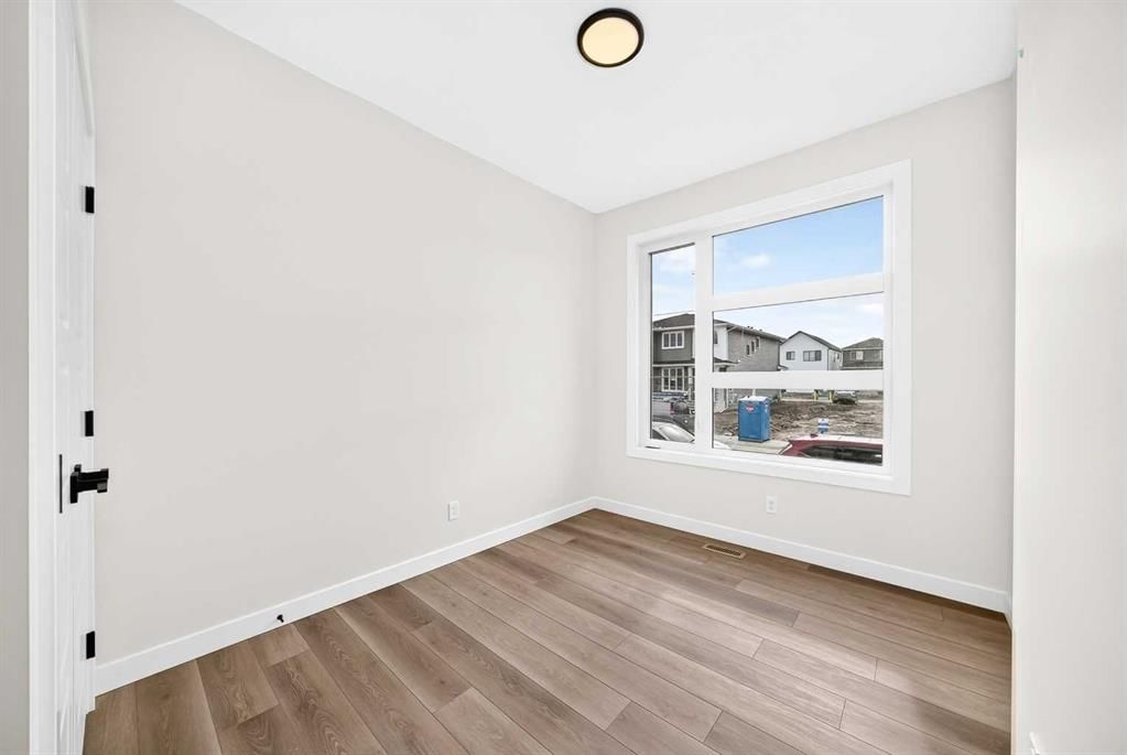68 Lewiston Street NE, Calgary — photo 5 of 31