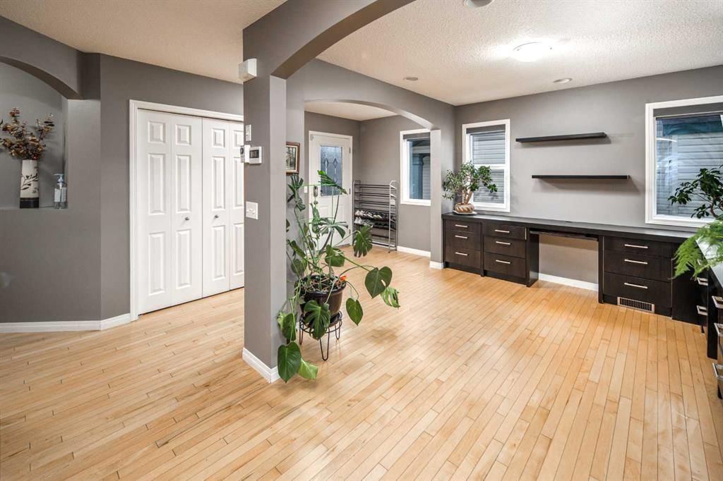 73 Evansbrooke Way NW, Calgary — photo 4 of 35