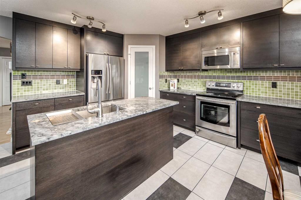 73 Evansbrooke Way NW, Calgary — photo 5 of 35