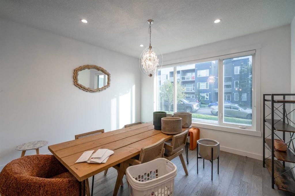 634 17 Avenue NW, Calgary — photo 2 of 26