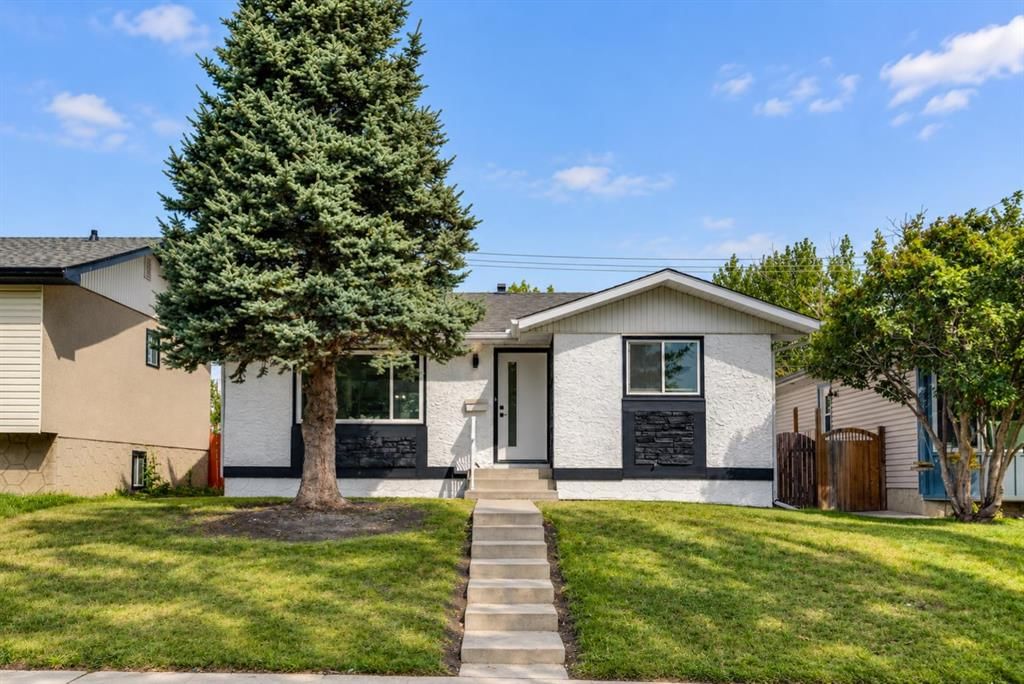 4112 13 Avenue NE, Calgary — main listing photo