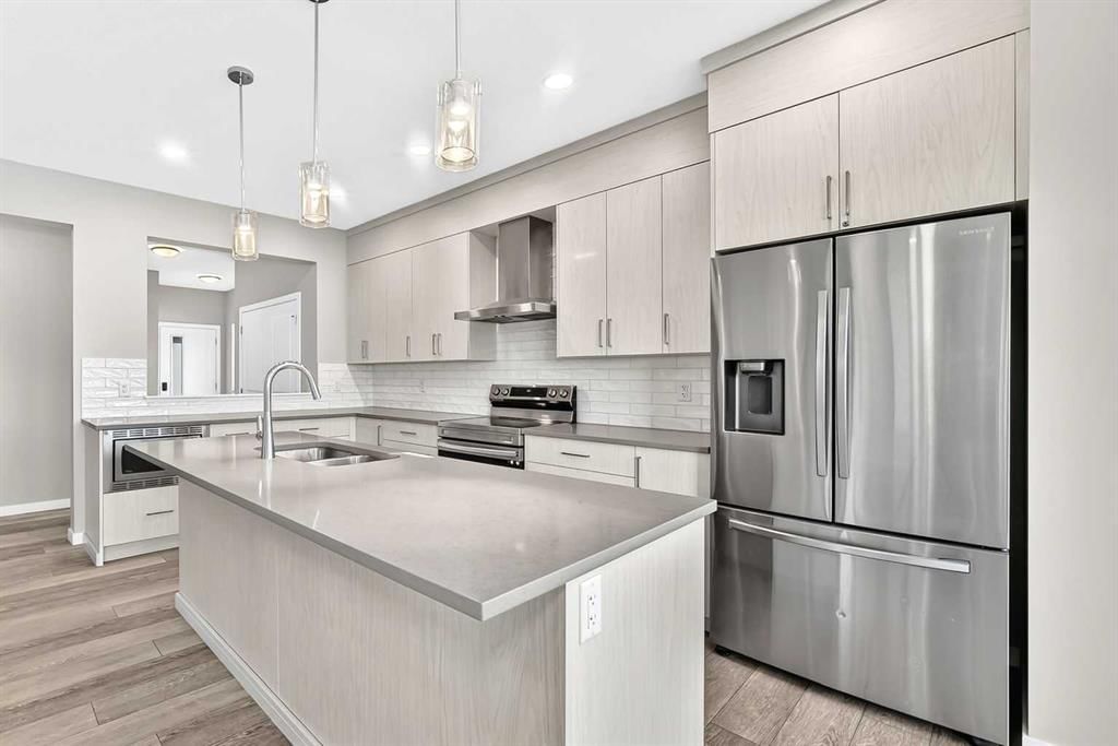 570 Creekstone Circle SW, Calgary — photo 5 of 50