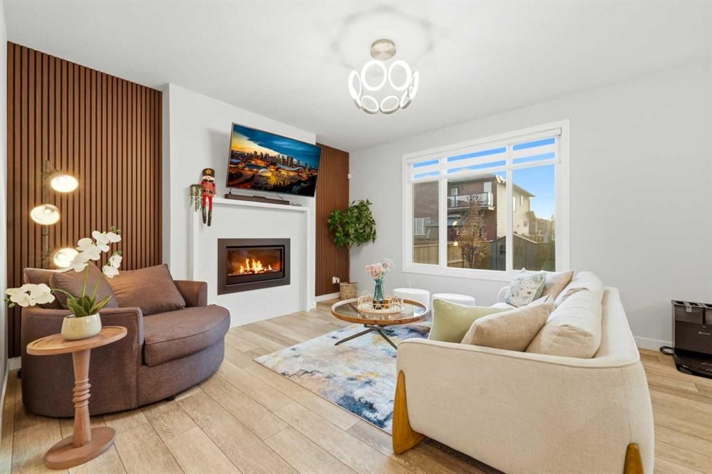251 Creekside Way SW, Calgary — photo 5 of 50
