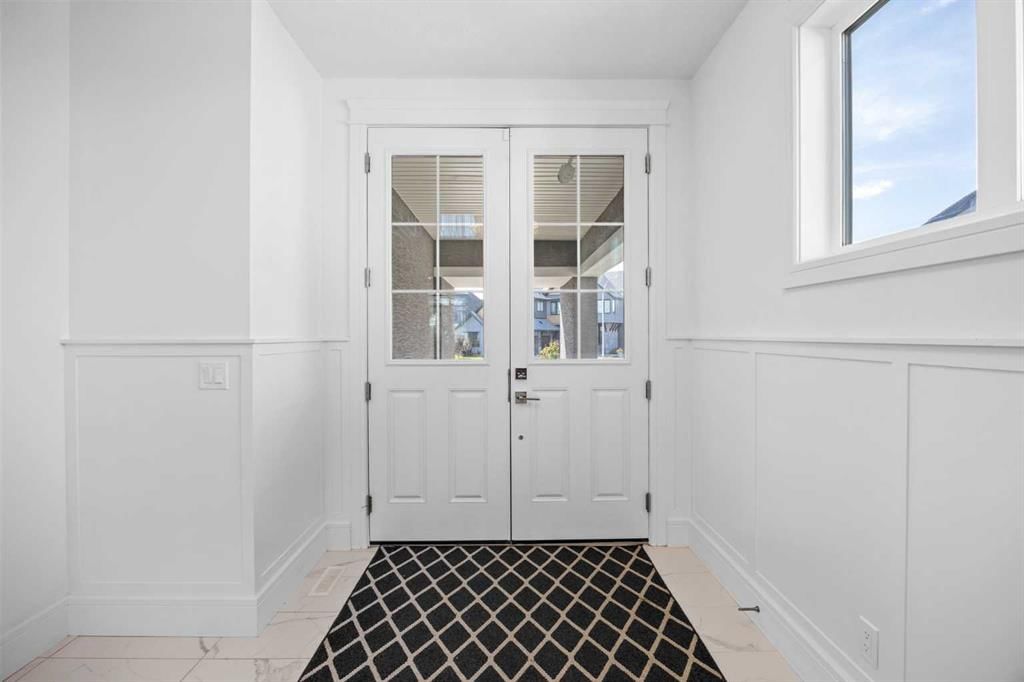 351 Marina Landing SE, Calgary — photo 5 of 50