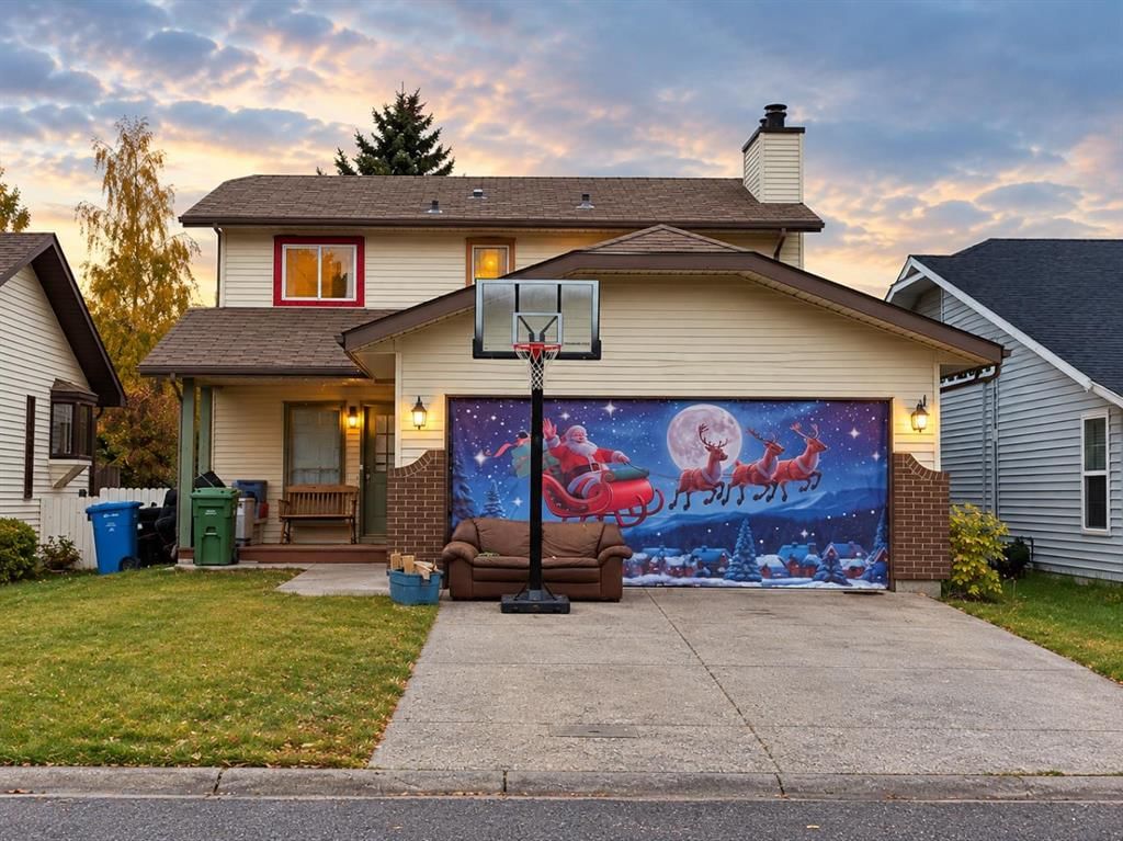 180 Hawkhill Way NW, Calgary — main listing photo