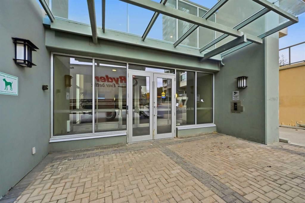 1003, 77 Spruce Place SW, Calgary — photo 2 of 33