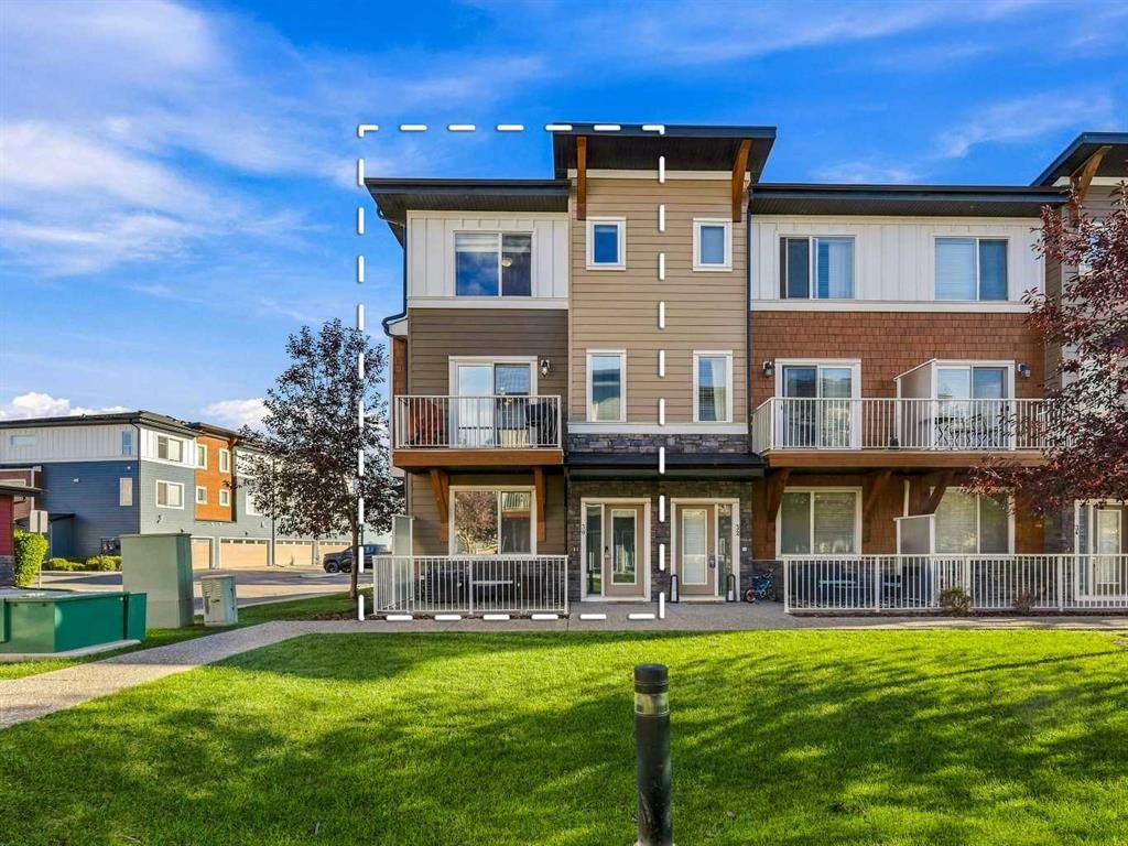 30, 111 Rainbow Falls Gate, Calgary — row/townhouse for sale
