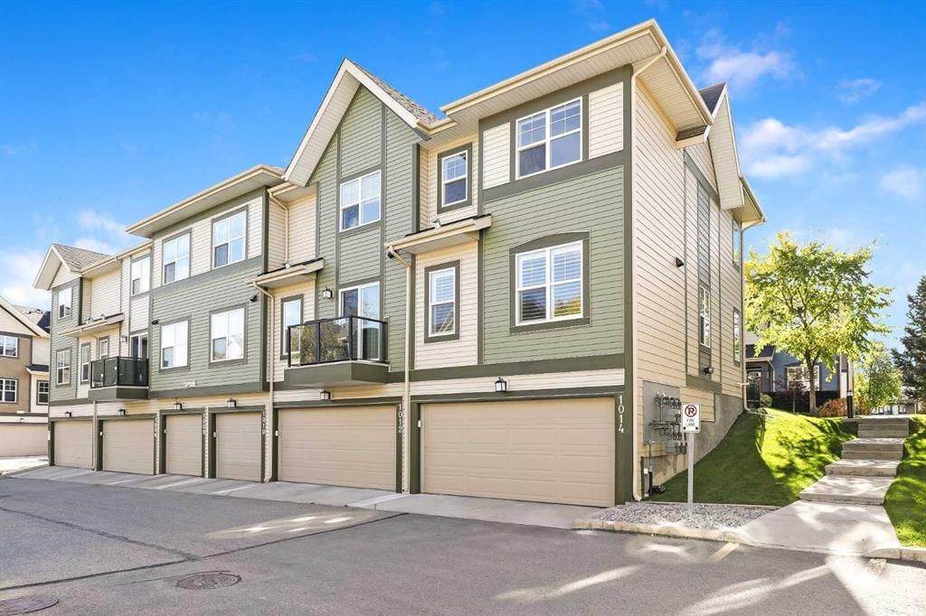 1014 Mckenzie Towne Villas SE, Calgary — photo 4 of 49
