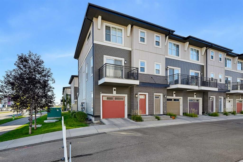 135, 30 Cornerstone Manor NE, Calgary — photo 2 of 28