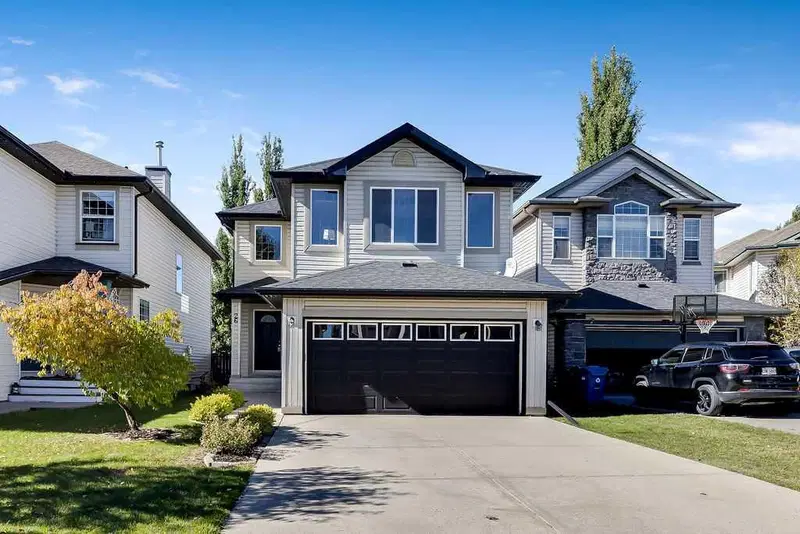26 Cranwell Manor SE, Calgary — home for sale
