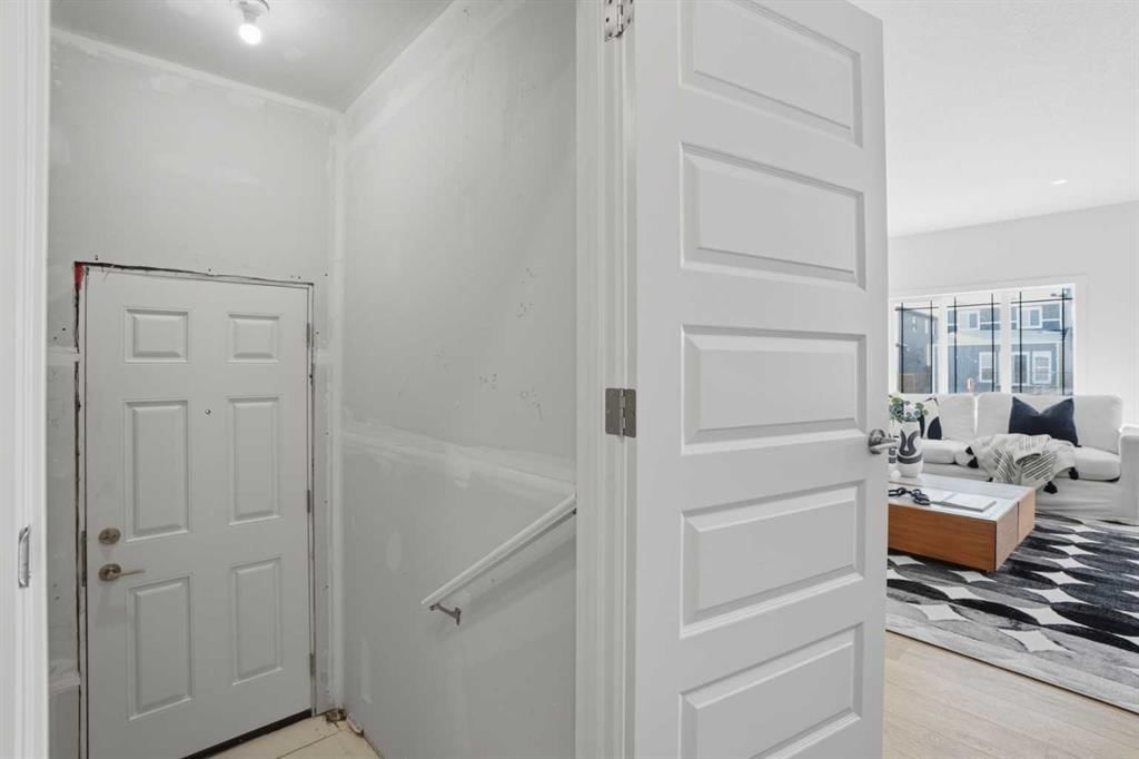 29 Homestead View NE, Calgary — photo 5 of 33