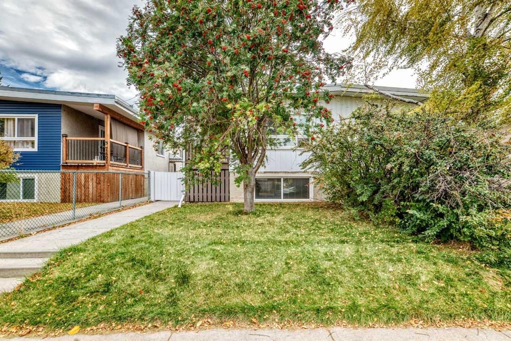 7409 37 Avenue NW, Calgary — photo 2 of 50