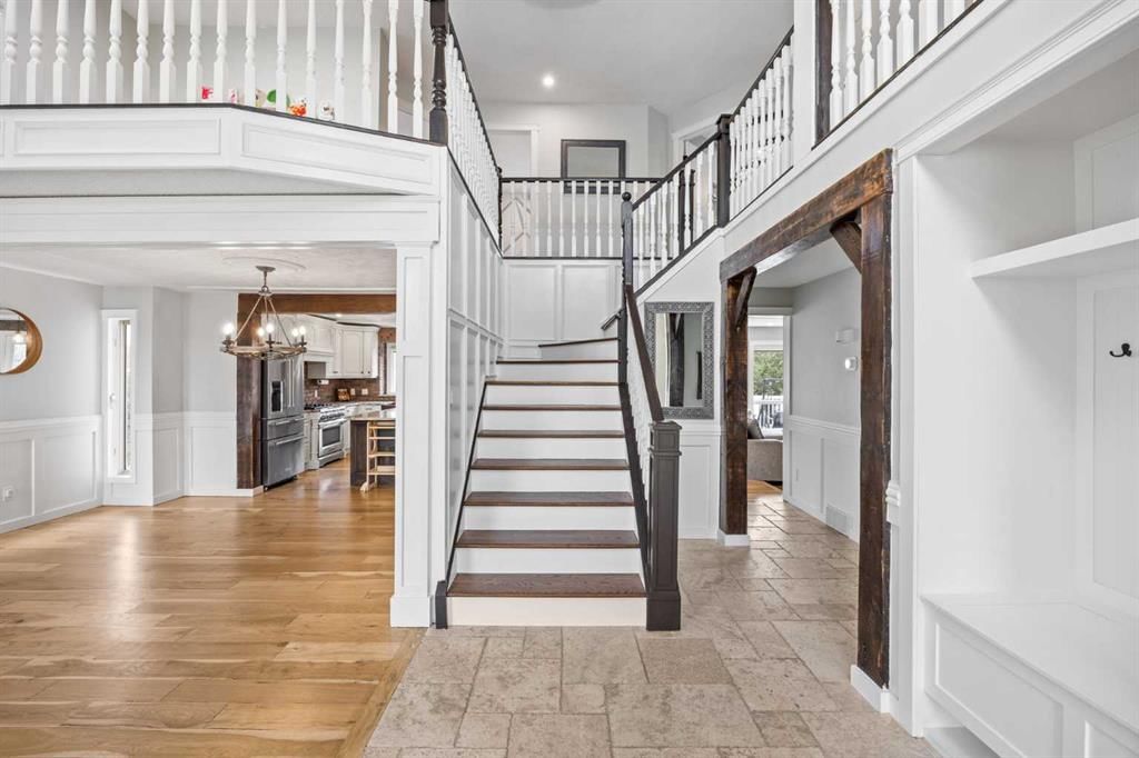 311 Hawkland Place NW, Calgary — photo 4 of 50