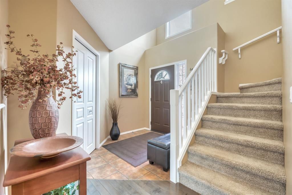 151 New Brighton Mews SE, Calgary — photo 3 of 44